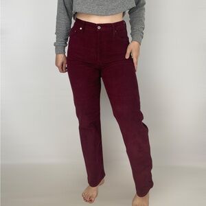 Levi's High-Waisted Corduroy Pants in Burgundy